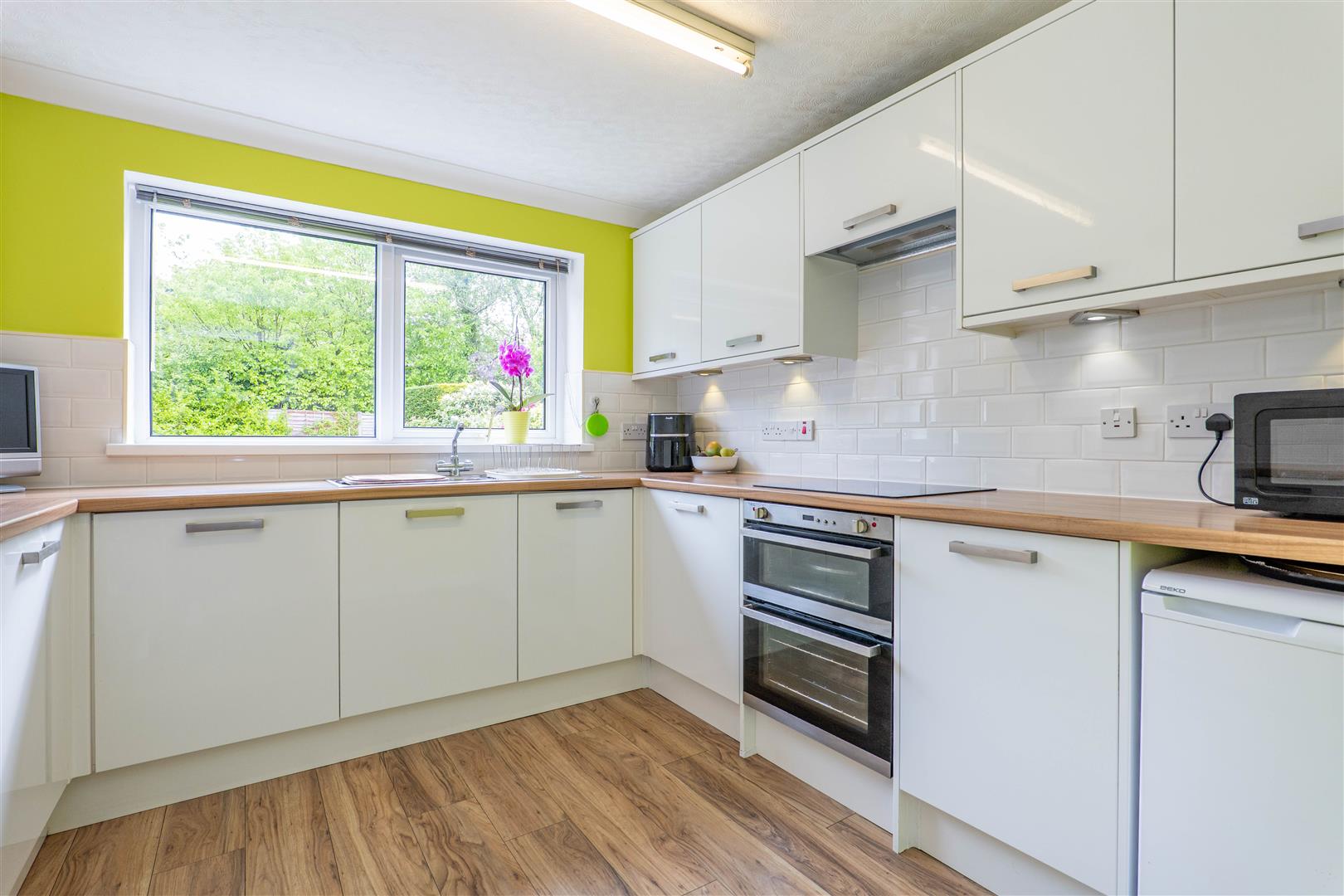4 bed property in Wigan Road, Chorley